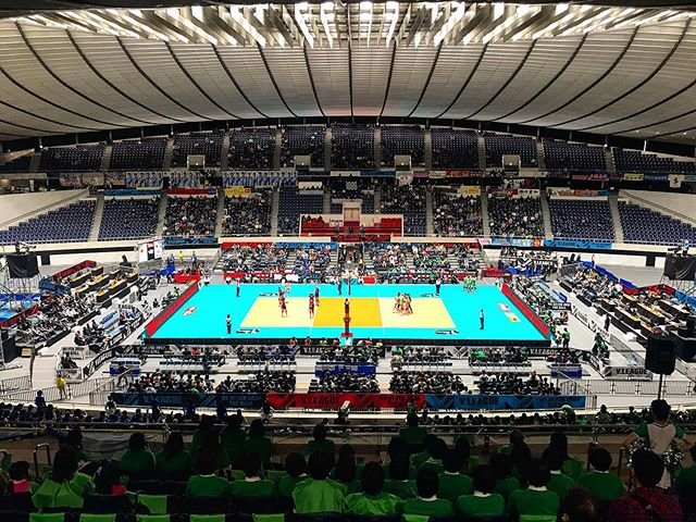 @murai.teruichi on Instagram: “2019/20.VリーグDEVISION・セミファイナル東京大会。代々木体育館。いよいよセミファイナル・ファイナルの地、代々木体育館へ。しかし会場がデカイ。セミファイナル勝利！明日はファイナル！#Vリーグ#バレーボール#東京都渋谷区” (105141)