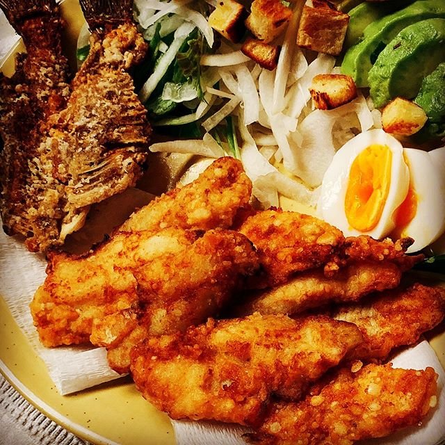 PEG(ぺぐ) on Instagram: “先日、釣り友との会話? 『スモール前食べて激ウマだったじゃん？』 『ラージやギルだってさ、アメリカでは食用らしいから…うまかったりして…いや、うまいんじゃない？試したくない？』 よーし。やりましょう。やってみましょう！！ てな事で、生活排水が一切流れてこない山の野池へ。…” (107233)