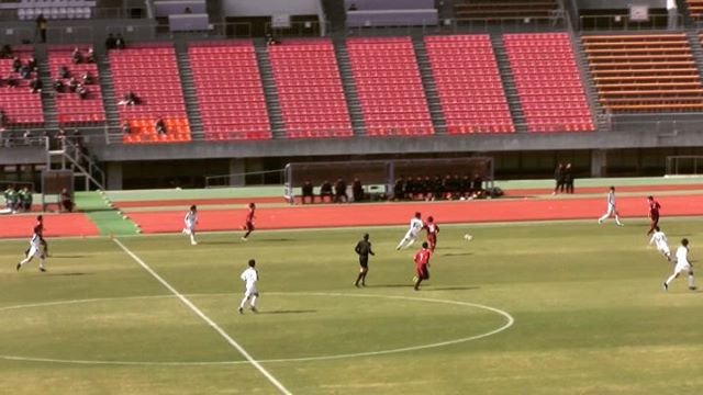 よんよん on Instagram: “. 一昨日の京都府高校サッカー新人戦決勝。京都橘高校vs桂高校より。 個人的にサッカーのそこが好きというシーン。橘の攻撃はもちろん凄いんやけど、なんとか凌いだあとの桂のキーパーとキャプテン？がタッチしてたたえるとこが好き。そういう所にいつもジーンとくる涙腺弱いオッサンです。 .…” (108352)