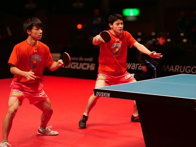 琉球アスティーダ公式 on Instagram: “#琉球アスティーダ#木造勇人/#有延大夢 ペア首位に立つ大一番のT.T彩たま戦にてダブルスで先制?? 貴重な先制点でチームに勢いを作り、チーム史上初の首位浮上の原動力となりました！#卓球 #Tリーグ #ダブルス” (108729)