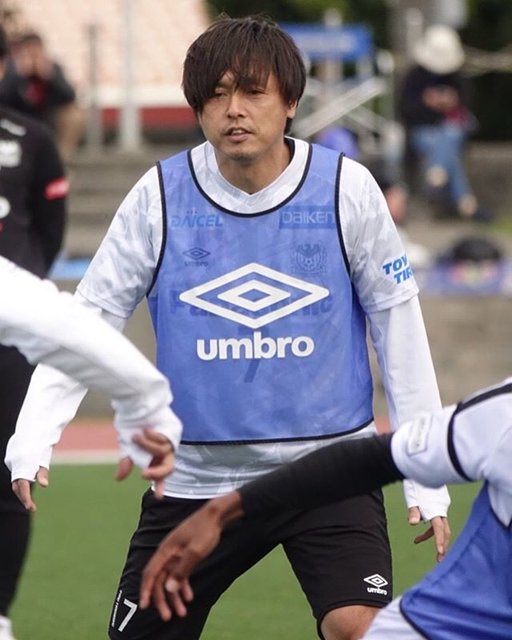 REIKÖ on Instagram: “2020.02.01  沖縄キャンプ*#遠藤保仁#gambaosaka#ガンバ写真部#ファインダー越しのガンバの世界” (109356)