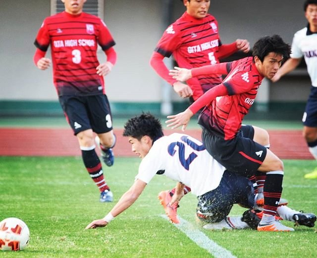 okapy.official on Instagram: “#全国高校サッカー選手権大会 #滝川第二高校サッカー部 #滝川第二高校 #大分高校 #大分高校サッカー部” (109876)