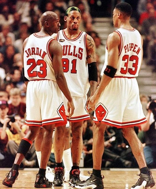 @nbastateofmind on Instagram: “#NBA #USA #TheGreatest #Champions #Legends #Chicago #Bulls #MichaelJordan #AirJordan #JumpMan #Jordan #MJ #HisAirness #DennisRodman…” (112255)