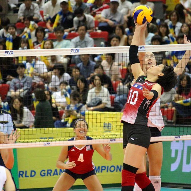 10h on Instagram: “冨永選手素敵でした～?❤ベストセッター賞おめでとうございますっ?⤴⤴ ##グラチャンバレー2017 #volleyball#火の鳥nippon?? #全日本女子バレーボール#冨永こよみ選手 #セッター” (112438)