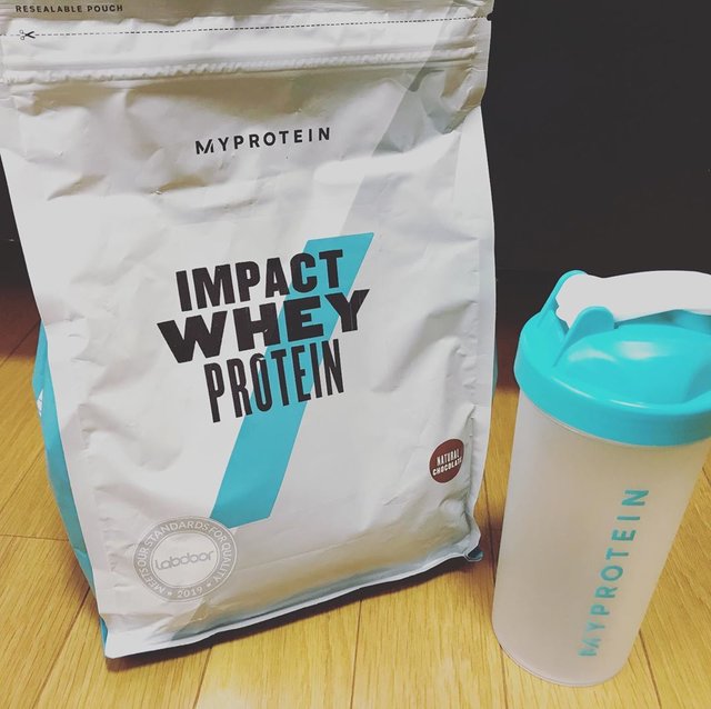 KATU on Instagram: “MY PROTEIN のチョコレート味?が一番美味しい。﻿﻿#プロテイン #myprotein  #fitness #筋トレ” (112607)