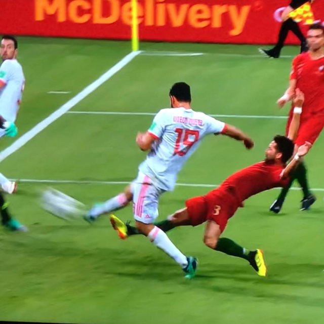 Makoto Miyata on Instagram: “| 【ワールドカップ 2018】 グループリーグ スペインvsポルトガル ジエゴコスタの2-2同点弾  #サッカー #soccer #フットボール #football #ワールドカップ #W杯 #Worldcup #ポルトガル #スペイン #ロナウド #イニエスタ…” (112848)