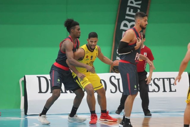 Thiago Carvalho on Instagram: “Experiência incrível, gratizie?!#teguinha#lowpost#ballislife” (113124)