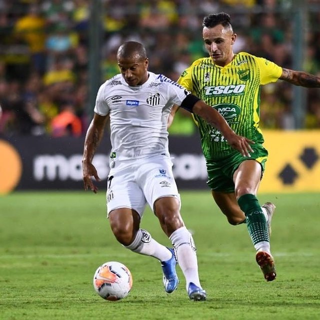 @futebol_ta_ok on Instagram: “Libertadores  Defensa Y Justicia 1-0 Santos  Rodriguez abriu o placar para o @defensayjusticiaoficial nos acréscimos do 1° tempo contra o…” (113721)