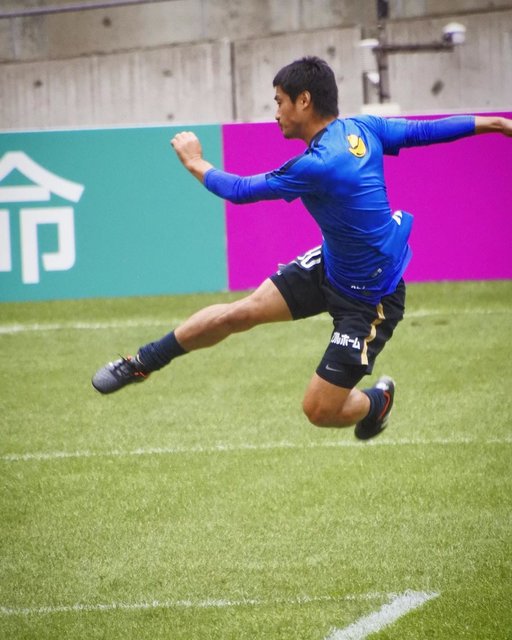 Ryo_S☪︎zki on Instagram: “. これかっこよかった！ · #鹿島アントラーズ #大宮アルディージャ#2ndステージ #第14節  #1001 #小笠原満男 #ボレーシュート . 14:04キックオフ . 得点  61分 オウンゴール . 失点 13分 奥井諒 41分 横谷繁 59分 横谷繁 . 交代…” (114352)