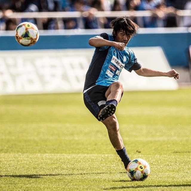 田中一成 on Instagram: “移籍後初得点は弾丸ミドル　#中村俊輔 #j撮り #横浜fc #jリーグ #football #ニッパツ三ツ沢球技場 #soccer” (114694)