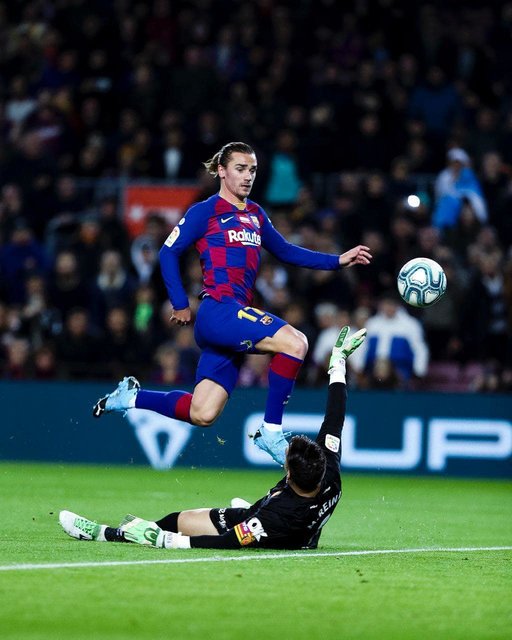 FC Barcelona on Instagram: “Timing ? @antogriezmann” (115041)