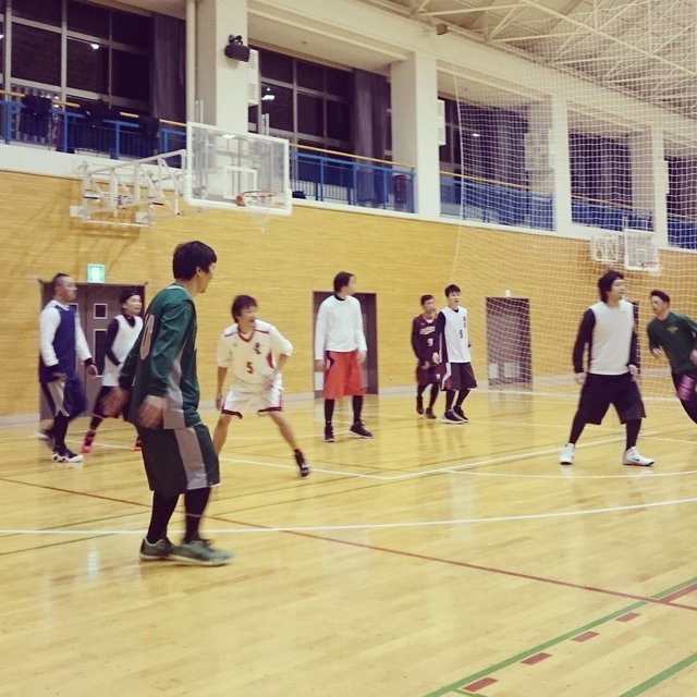Yusei Koizumi on Instagram: “我がバスケチームは始めは人が少なくて(5、6人）氷河期だったが?最近は、３チーム(15人）つくれるぐらいメンバーが増えて楽しくなってきた(^人^)?#バスケ #ゾーンディフェンス  ” (116939)