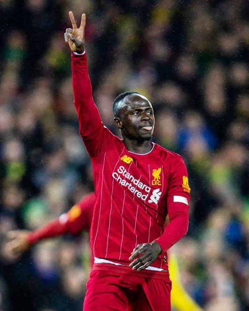 Liverpool Football Club on Instagram: “Welcome back, @sadiomaneofficiel ?✌️ #LFC #LiverpoolFC” (119187)