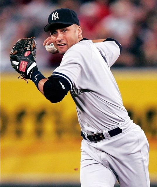 ⚽?Gabriel?Deportes⚾? on Instagram: “Aquí los palmares del "sobrevalorado" Derek Jeter? Jeter es el jugador de los Yankees con más imparables en toda su  historia superando a…” (120184)