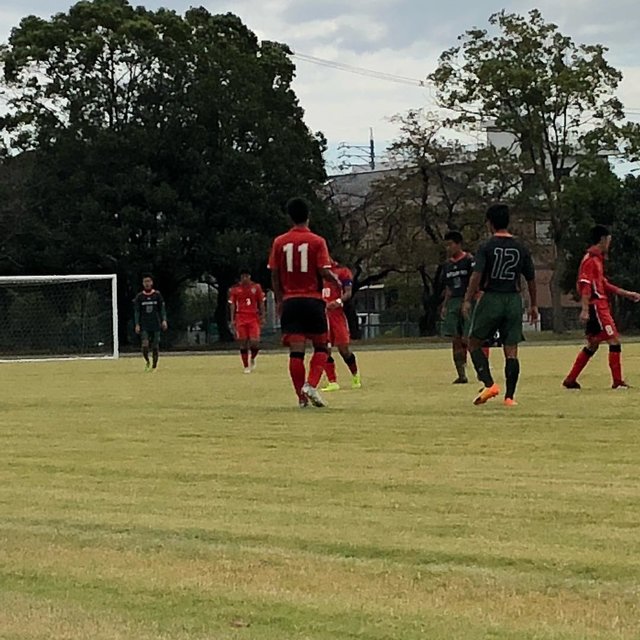 三浦ゆう on Instagram: “今日も長男のサッカー選手権の応援！大垣工業の応援めっちゃ盛り上がってた(*´∀`)♪ 次も勝ちに行こっ〜頑張れ、大垣工業‼️#大垣工業#高校サッカー選手権#息子#サッカー観戦好き” (121916)