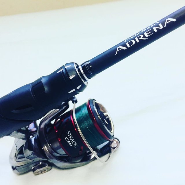 funa on Instagram: “#ポイズンアドレナ266l と#ストラディックci42500s でタックル完成✨明日の夕方投げに行こうかなー^ ^” (122652)