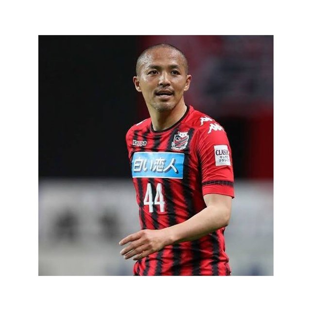 ミッドフィールダートレーナー@zawa on Instagram: “・ サッカー選手紹介 ・ 小野伸二選手 ・ 今回ご紹介する選手は 小野伸二選手です！ ・ サッコー王国静岡出身で 彼を一言で表すには 「天才」 の一言につきます ・ 相手を騙すようなプレー、 意表を突くプレーは 見ていてとてもワクワクさせられました ・ 中盤の攻撃的な位置から…” (123587)