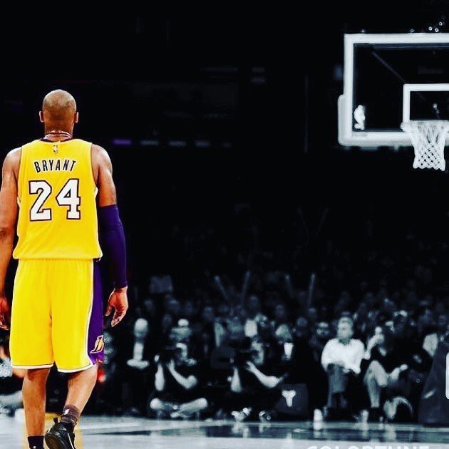 赤坂 隆史 on Instagram: “KOBE  知ったきっかけは 漫画だったけど、それから大好きだった選手。  KOBEは神戸から、ってのも親近感があった。  41歳ってのも早すぎるし、 娘さんも同乗していたなんてあまりにも残酷すぎる。  20年あまりNBAを引っ張ってきたことは尊敬に値します。…” (123940)