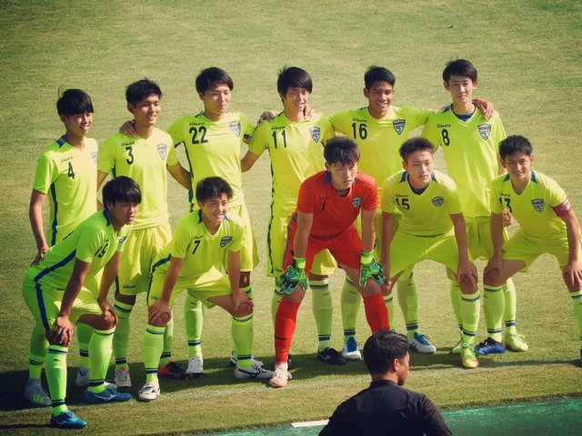 Daigo Kouguchi on Instagram: “飯塚高校vs誠修高校 今年1番期待してる飯塚高校！ 6-0の完勝！ 松本内定の村越くんを筆頭に攻撃陣は強力過ぎた！ GK轟くんのキック精度の高さにもびっくり！ 次は筑陽！ 今日のサッカーを筑陽相手に出来れば普通に勝てると思う！！！！ 頑張れ飯塚！！ #福岡県高校サッカー…” (124202)