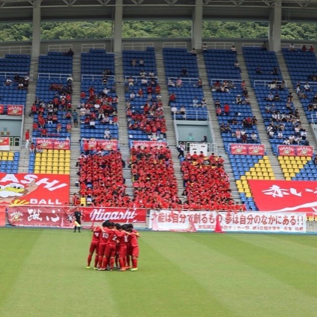 陽春 on Instagram: “東福岡#東福岡サッカー部 #部員 #330人” (124356)
