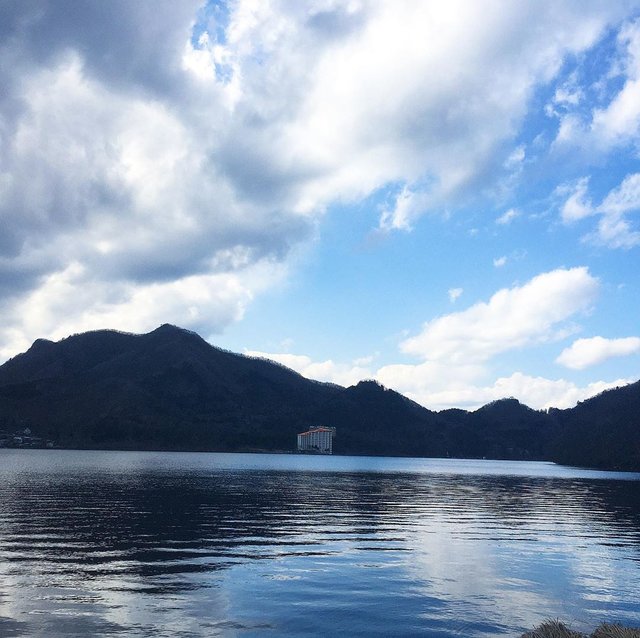 @livemetropolitanarea’s Instagram post: “東京→群馬。#榛名湖　の周りをぐるっと散歩。思ったより広くて2時間半かかった? ▪︎#japan #japantrip #japan_vacations #japan?? #japan_of_insta” (125119)