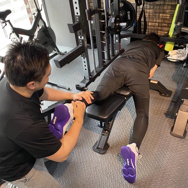 INOUE GYM’s Instagram post: “レッグカールがないので手動です?#レッグカール #加圧トレーニング #加圧トレーニングジム #加圧トレーニングスタジオ #田無駅 #西東京市 #田無 #田無駅 #トレーニング #トレーニング女子 #INOUEGYM #パーソナルジム #パーソナルトレーニング” (125475)