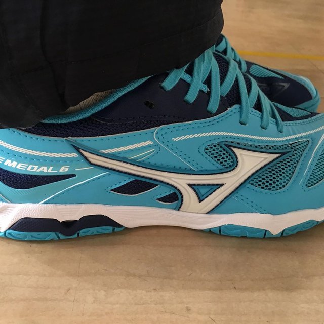 Terumi Shigeta’s Instagram photo: “ボロボロシューズからの卒業♡#MIZUNO#卓球シューズ#毎日履いてるから持たない#長女とオソロ#平野美宇ちゃんとオソロ#早田ひなちゃんとオソロ#テンション上がる♡” (127162)