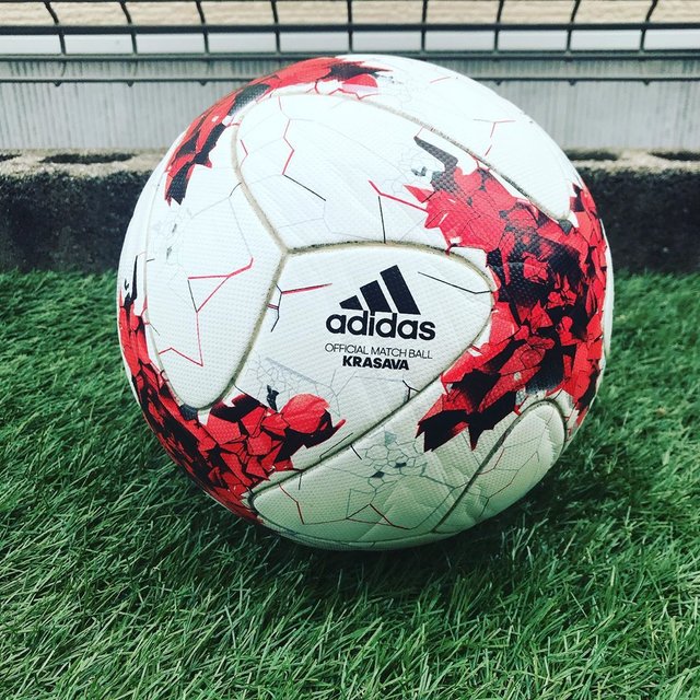 アビスパ on Instagram: “#クラサバ#サッカー#サッカーボール#公式試合球#公式球#試合球#認定球” (128226)