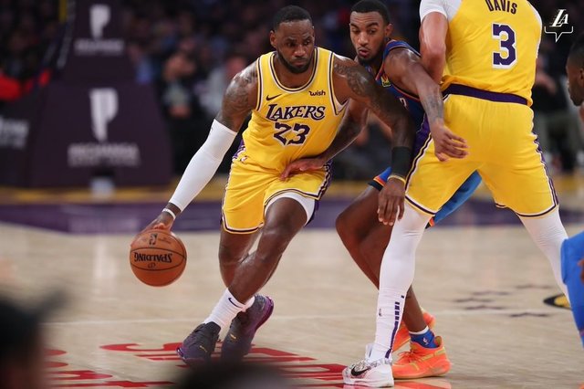 Basketball Minds on Instagram: “3 Concept per attaccare il pick & roll con il palleggiatore. Strumenti utili al palleggiatore per allargare il ventaglio di opzioni in…” (128264)