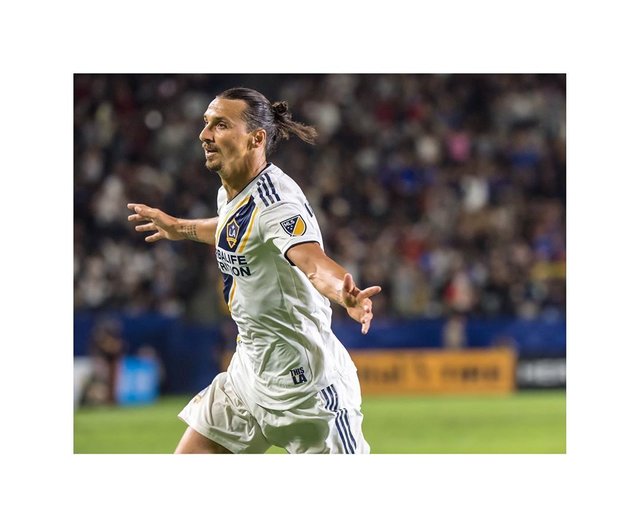 侍_samurai on Instagram: “._Galaxy ?? ・Ibrahimovic ?? ・@lagalaxy @iamzlatanibrahimovic #zlatan#zlatanibrahimovic #ibrahimovic#ズラタンイブラヒモヴィッチ #イブラヒモヴィッチ” (128385)