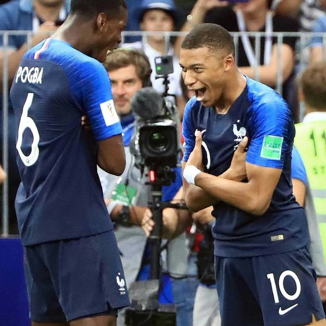 日刊スポーツ on Instagram: “今日の１枚【写真部デスクＫ】サッカーＷ杯決勝　フランス対クロアチア　チーム４点目のゴールを決め喜ぶフランスのエムバペ（撮影・江口和貴）。詳しくは日刊スポーツ、ニッカンコム（www.nikkansports.com）、Facebook、Twitterで。#フランス #クロアチア #エムバペ…” (128401)