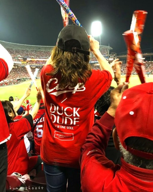 Kumi on Instagram: “* * GW突入…1年前、 令和になってすぐ * MAZDASTADIUMで野球観戦⚾ 大はしゃぎしちゃって（笑） * 楽しかったなぁ♬ * 今は、まだ先は見えず、不安でいっぱい * 早くいつもの生活に戻れますように? * * * * #過去pic…” (130096)