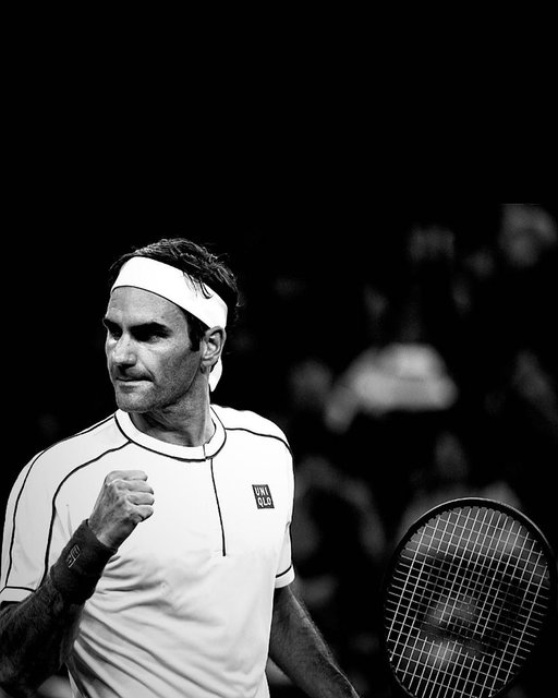 Wilson Tennis on Instagram: “It’s Wallpaper Wednesday today on our story featuring @rogerfederer. You’re welcome ?” (131170)