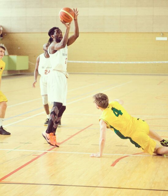 Saturnino on Instagram: “I'm trully sorry  #imtrullysorry #imsorrybaby #imsorry #imsosorry #dontstayonthefloor #standup #dontwashthefloornow #nba #ffbb…” (132576)