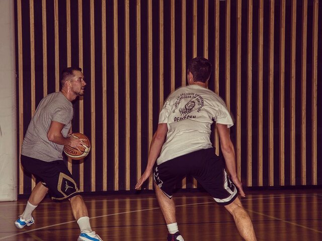 Sebestyén Bálint on Instagram: “#stepbackthree #kosár #vagy #homály #mafcbme” (133091)