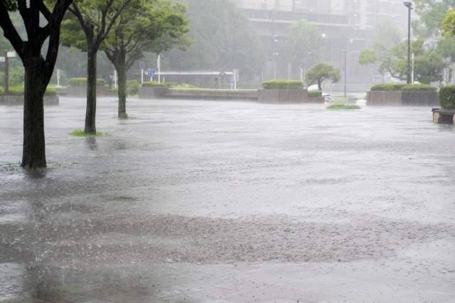 降水量30mmはどのくらい？大雨注意報レベルの雨量の生活の影響とは？