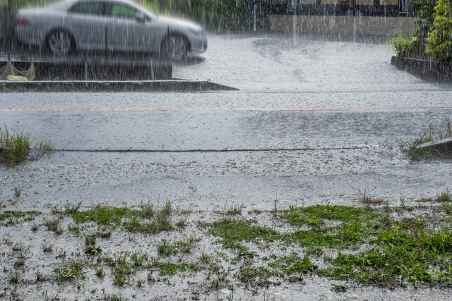 降水量20mmはどのくらい？雨量が自転車や釣り・キャンプなどに与える影響とは？