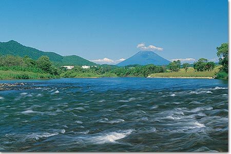 尻別川のおすすめ釣りポイントとは？トラウト釣りを楽しもう