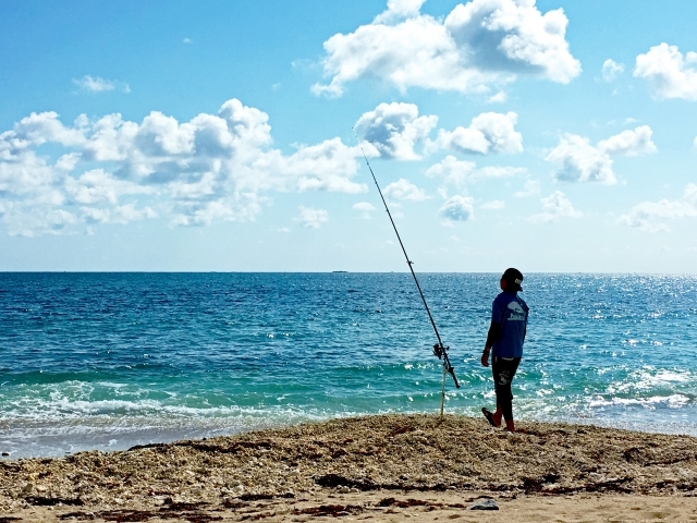 大潮の釣りで釣果をあげる攻略法とは？潮の満ち引きを理解しよう